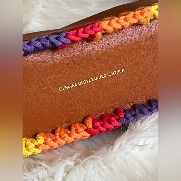 CJ785 - Coach Swinger 20 with Rainbow Crochet - Picture 6 of 12